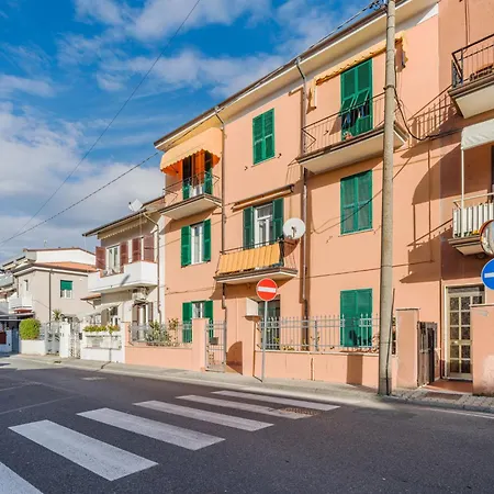 Cristina By Interhome * Marina Di Carrara