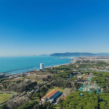 Cristina By Interhome Marina Di Carrara